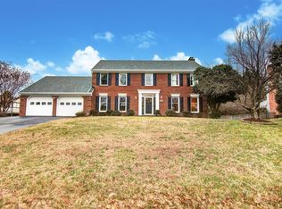 4912 Huntridge Rd, Roanoke, VA 24012