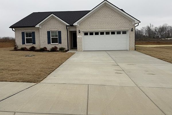 1st image of 179 Watershed Ct