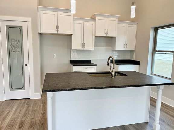 4th image of 176 Rock Bridge Dr #73
