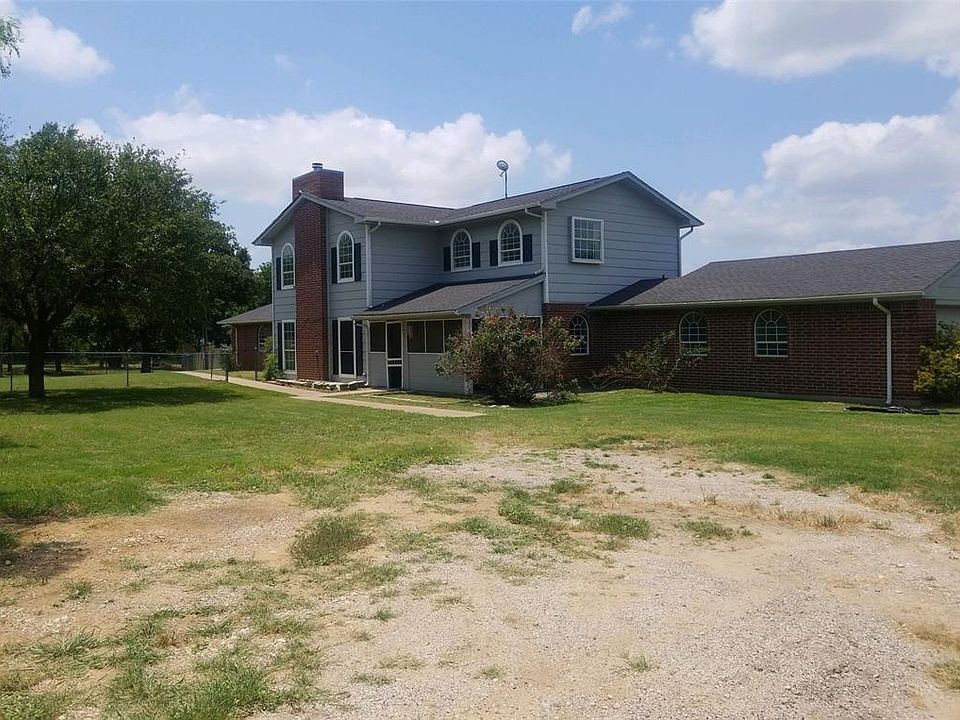 2608 Emerald Forest Dr, Burleson, TX 76028 MLS 14619071