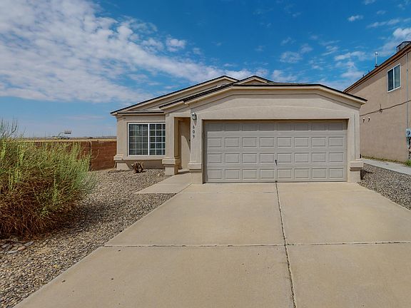 3rd image of 609 Vermilion Ct NW