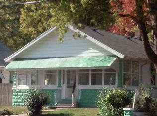 1313 S 14th St, Pekin, IL