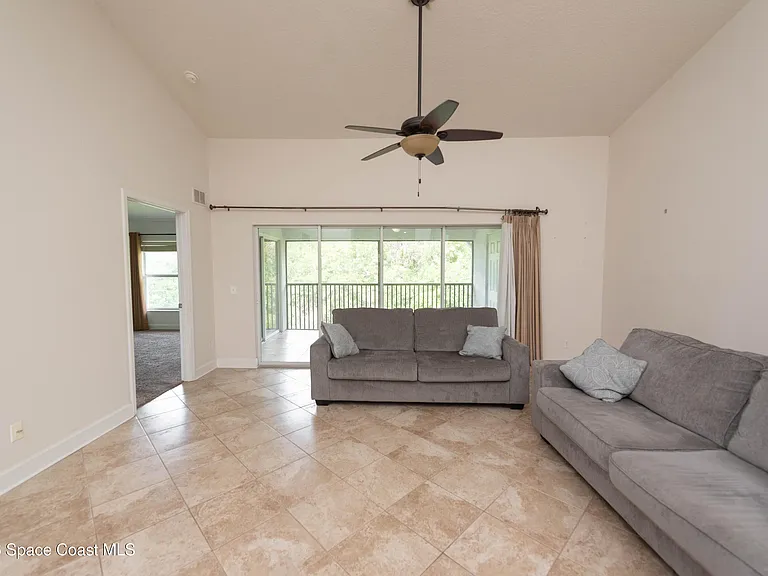 180 Portside Ave #201 — Photo 11