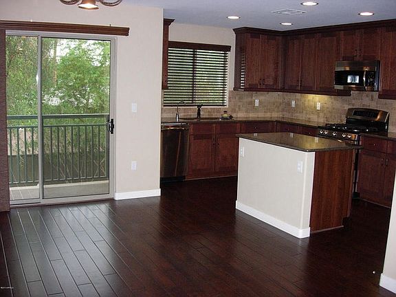 2nd image of 815 E Rose Ln Unit 103