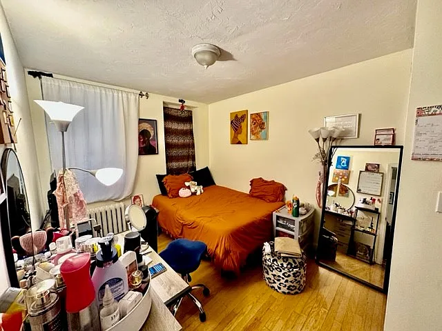 214 Hanover St #2 — Photo 9