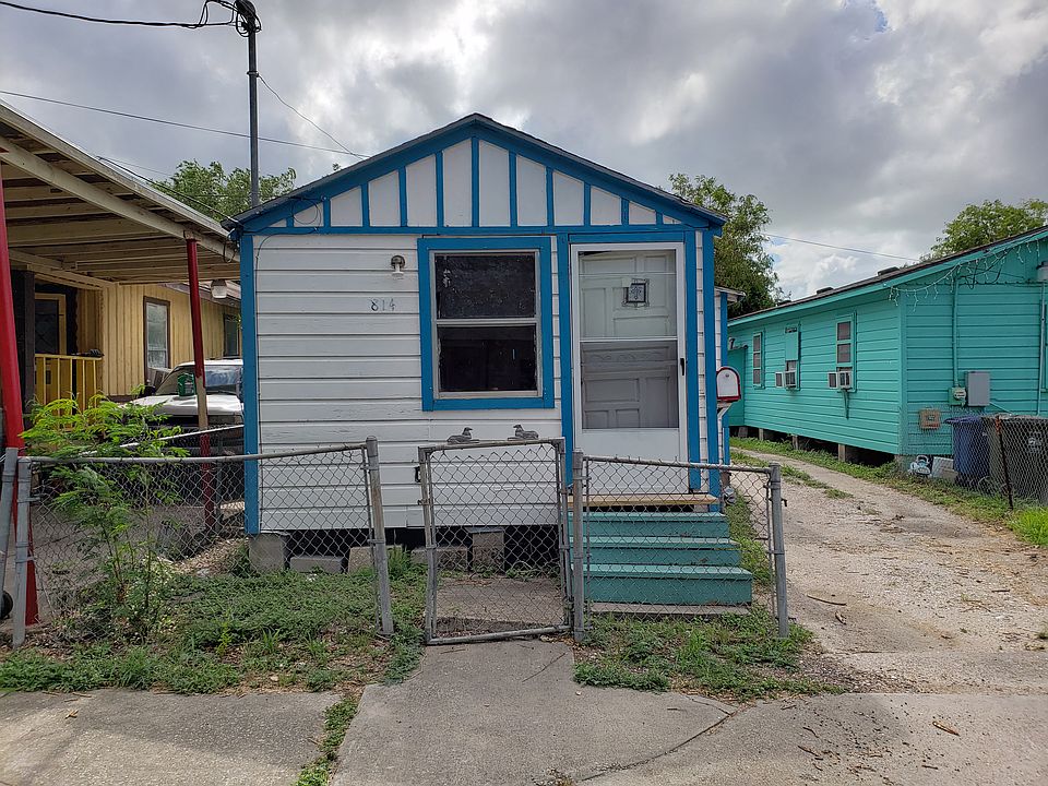 1st image of 814 Dolores St