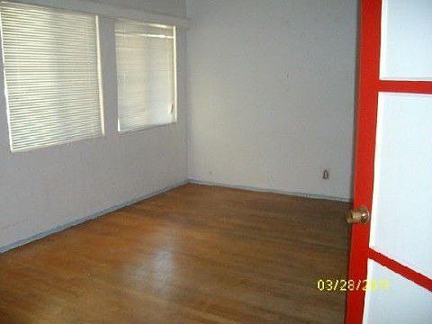 5th image of 1518 W Holt Ave