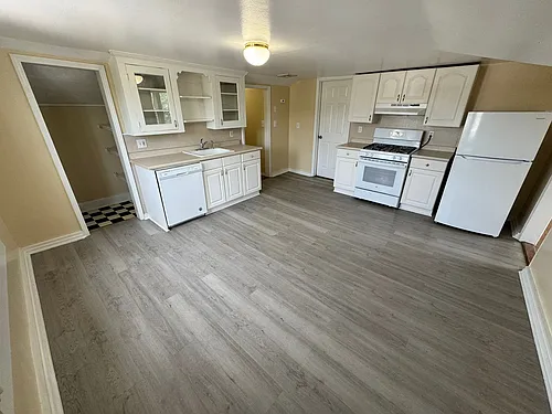 23 Brown St #3F Photo 1