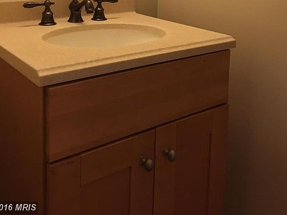 5th image of 3703 Persimmon Cir