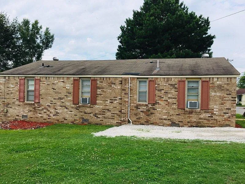2 bed, 1015 sqft, $1,500 — Photo 4