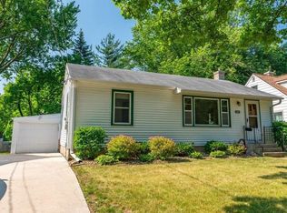 3813 Anchor Dr, Madison, WI 53714