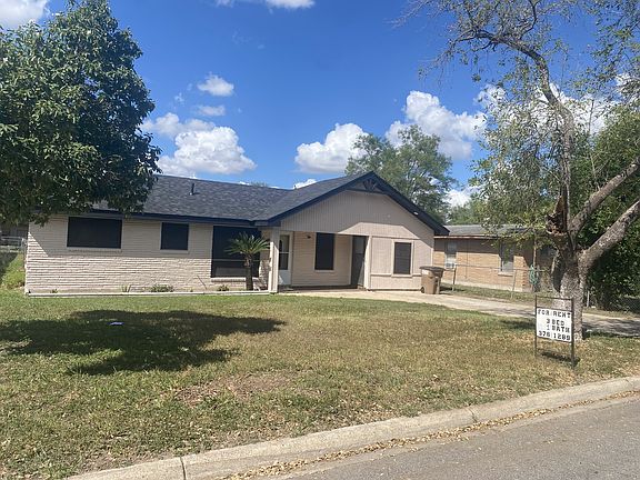 2nd image of 819 S 3rd Ave