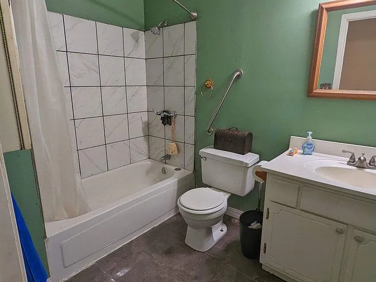 Full bath