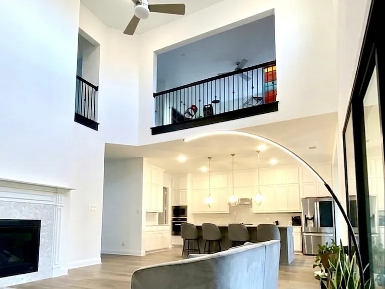 3091 Bates Dr — Photo 6