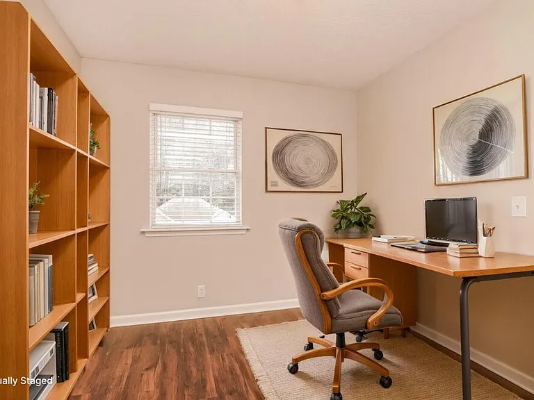 852 Dover Glen Dr — Photo 17