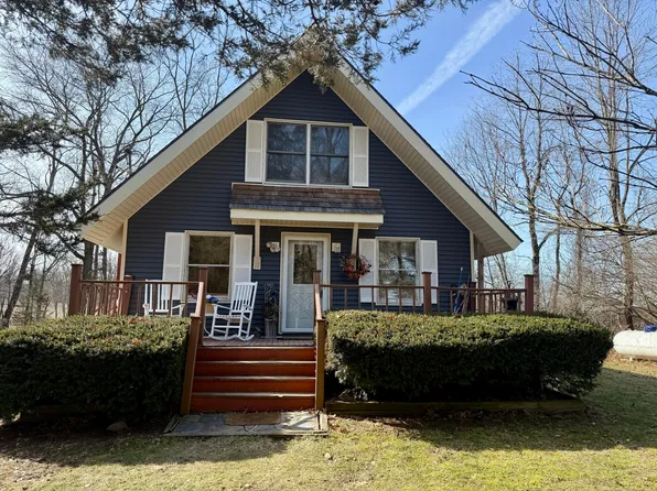 7521 Tripp Rd, Horton, MI 49246