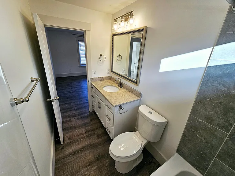 1219 N 7th St #B — Photo 15