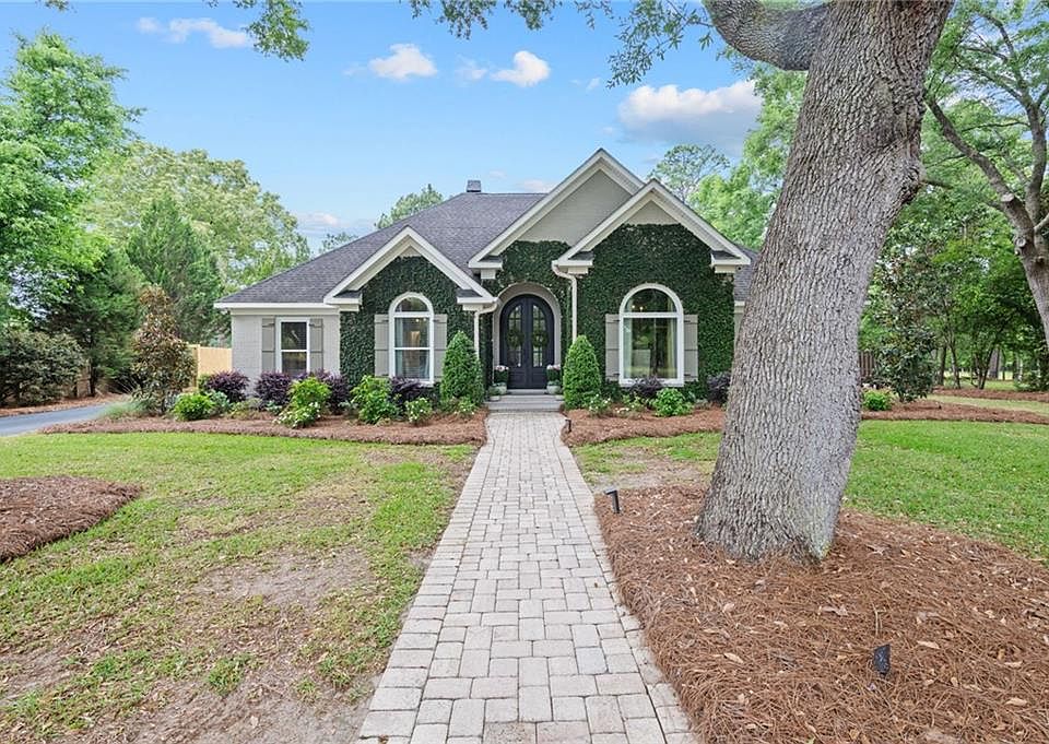 1st image of 3900 Lakefront Dr