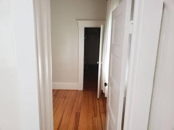 2nd image of 1212 W Washington St #2