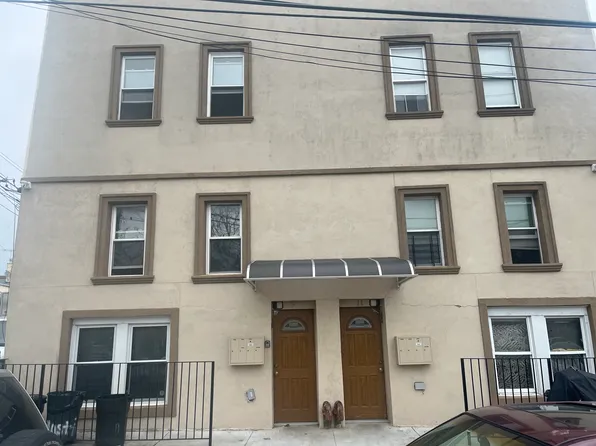 11 Andrews St #2, Staten Island, NY 10305