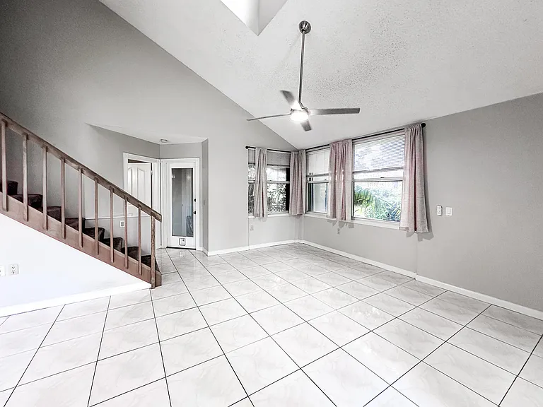 3662 SW Sunset Trace Cir — Photo 5