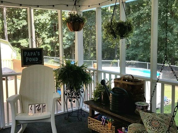 5th image of 285 N Oakland Cir