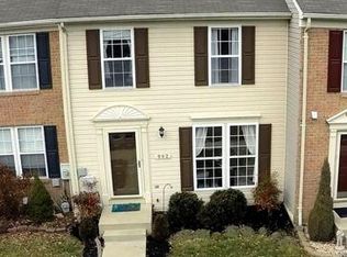 902 Deerberry Ct, Odenton, MD 21113