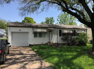 9712 Gloucester Dr, Saint Louis, MO 63137