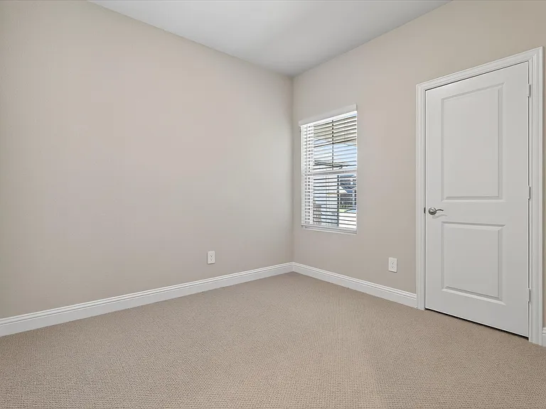 1724 Arches Rd — Photo 15