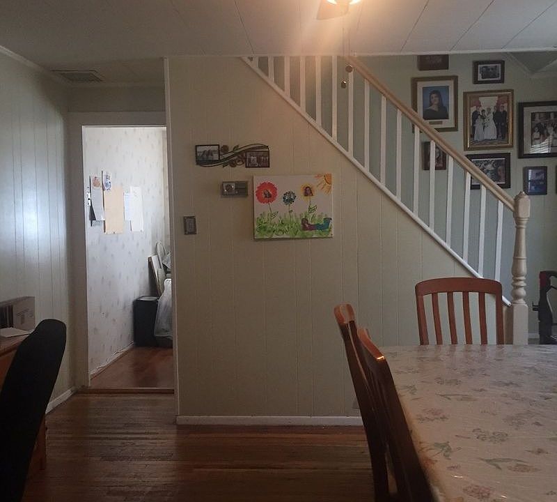 2nd image of 1730 E 37th St