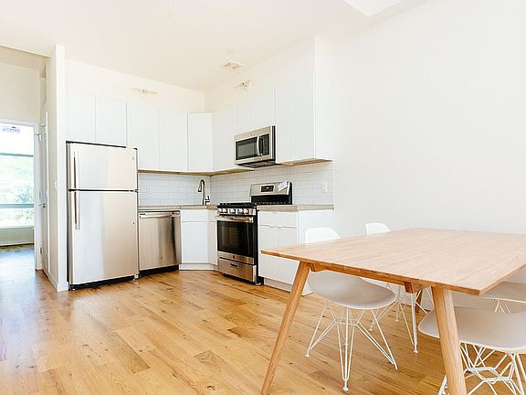 4th image of 56 Marcy Ave #2A