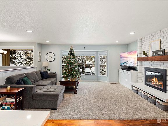 2nd image of 10429 34th Dr SE