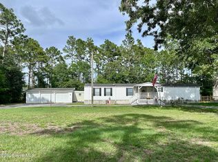 945 Mirror Lake Dr, Southport, NC 28461