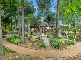 87 W Honey Grove Pl, Spring, TX 77382