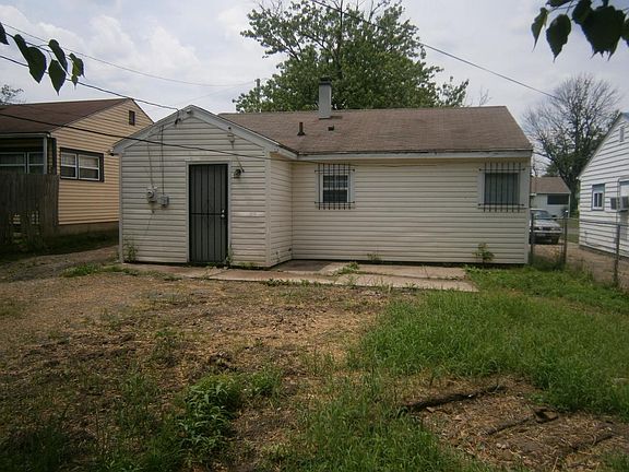 5th image of 636 Mia Ave