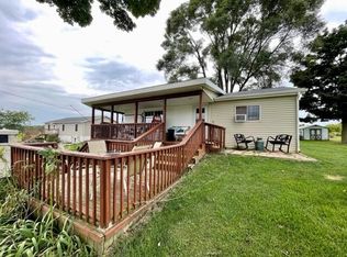 1591 Holcomb Rd, Hillsdale, MI 49242