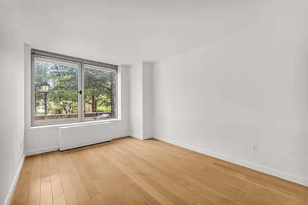 Rented by R New York | media 6