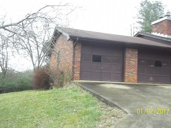 3rd image of 309 Bethany St