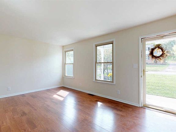 4th image of 3106 Boulder Park Dr
