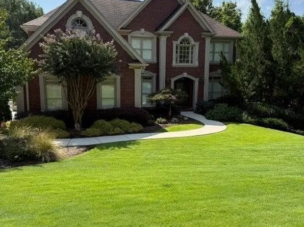 116 Riverview Dr, Suwanee, GA 30024