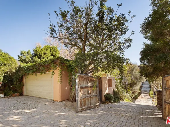 5863 Bonsall Dr, Malibu, CA 90265
