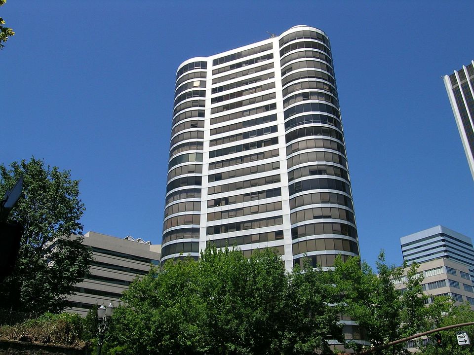 The Portland Plaza