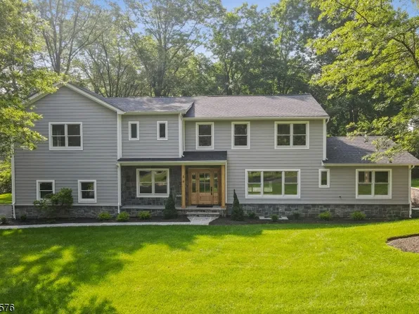 39 Robin Hood Ln, Chatham Twp., NJ 07928