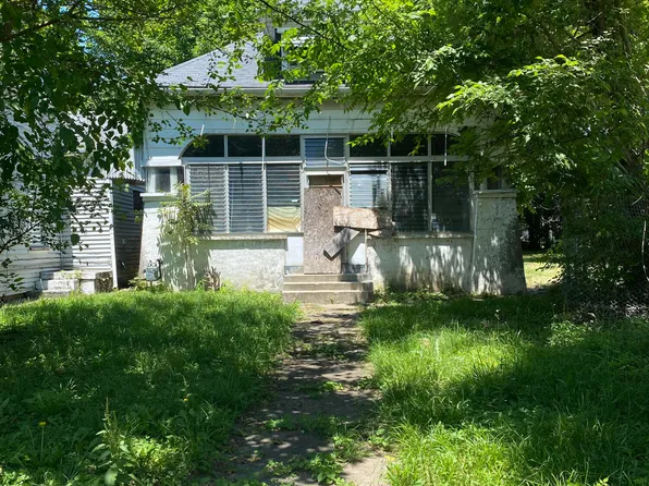 2229 W Madison St, Louisville, KY 40211