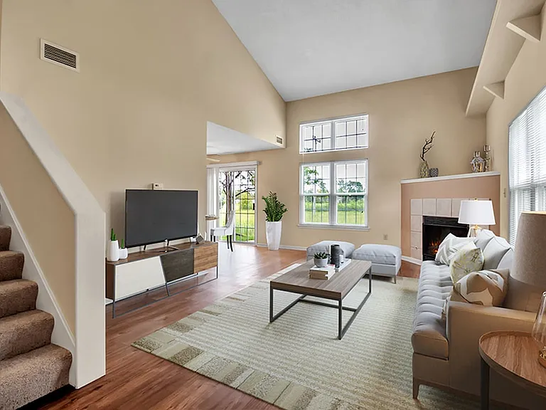 Windsong Place Apartments — Photo 93