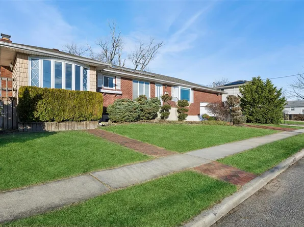 3402 Elliott Boulevard, Oceanside, NY 11572