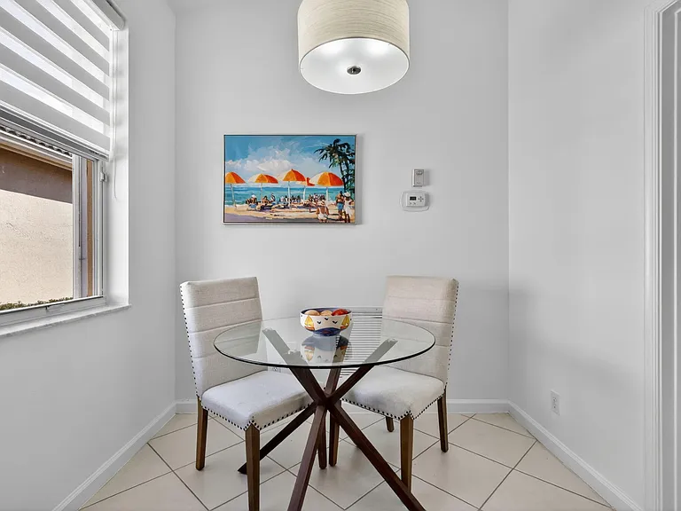 7116 Cataluna Cir — Photo 17