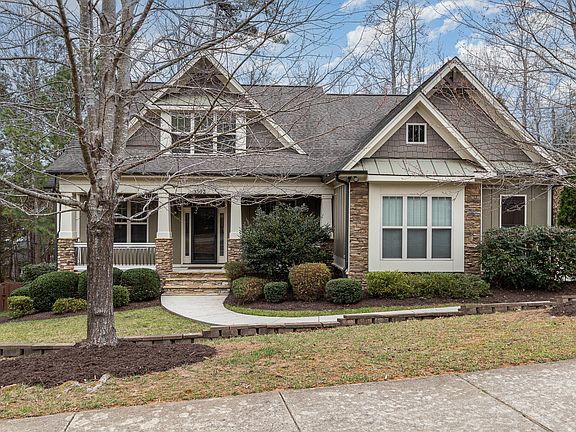 3rd image of 3502 Yorkshire Dr