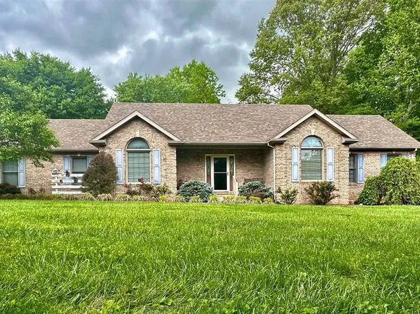 615 Forest Hills Dr, Campbellsville, KY 42718