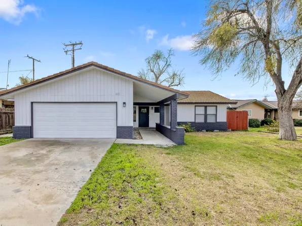 1015 W Mulberry Drive, Hanford, CA 93230